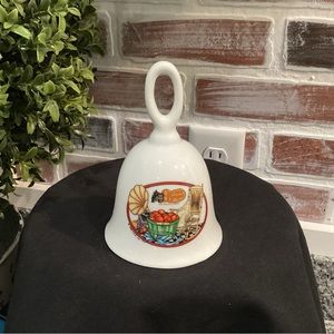 Vintage - Cracker Barrel Ceramic Crafted Bell - 1996 - Collectible - Excellent